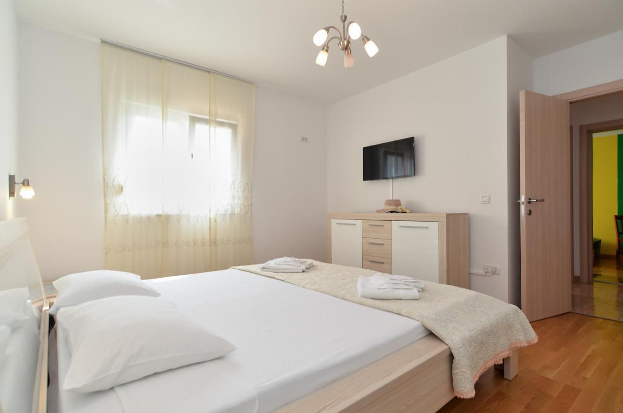 Apartment Patricia 1756 Pola Esterno foto